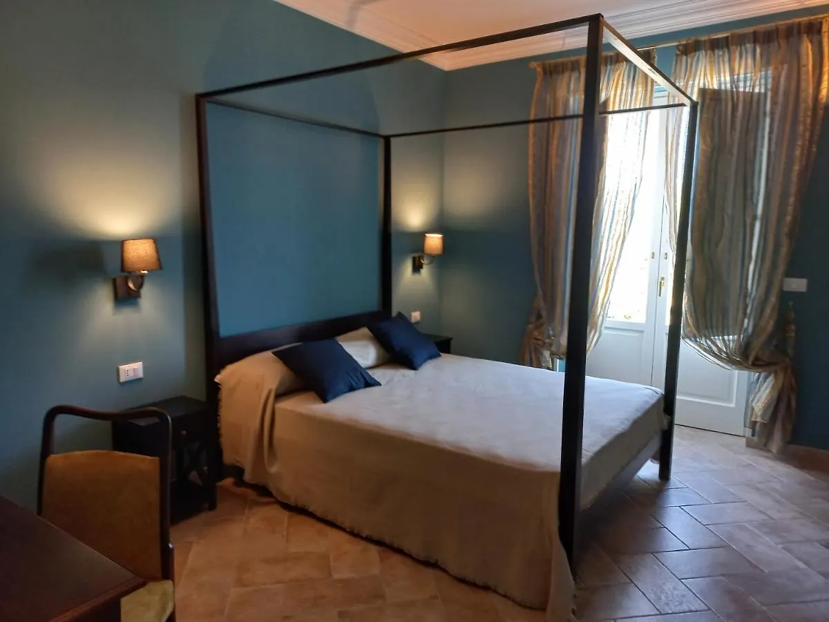 Bed and Breakfast L'Albero Della Manna Patti 0*,  Italien