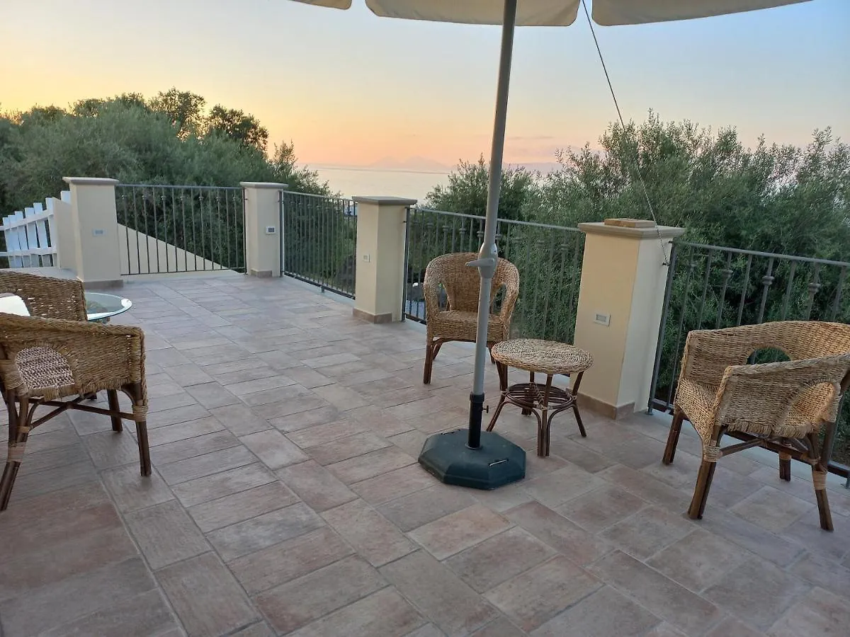 Bed and Breakfast L'Albero Della Manna Patti Italien